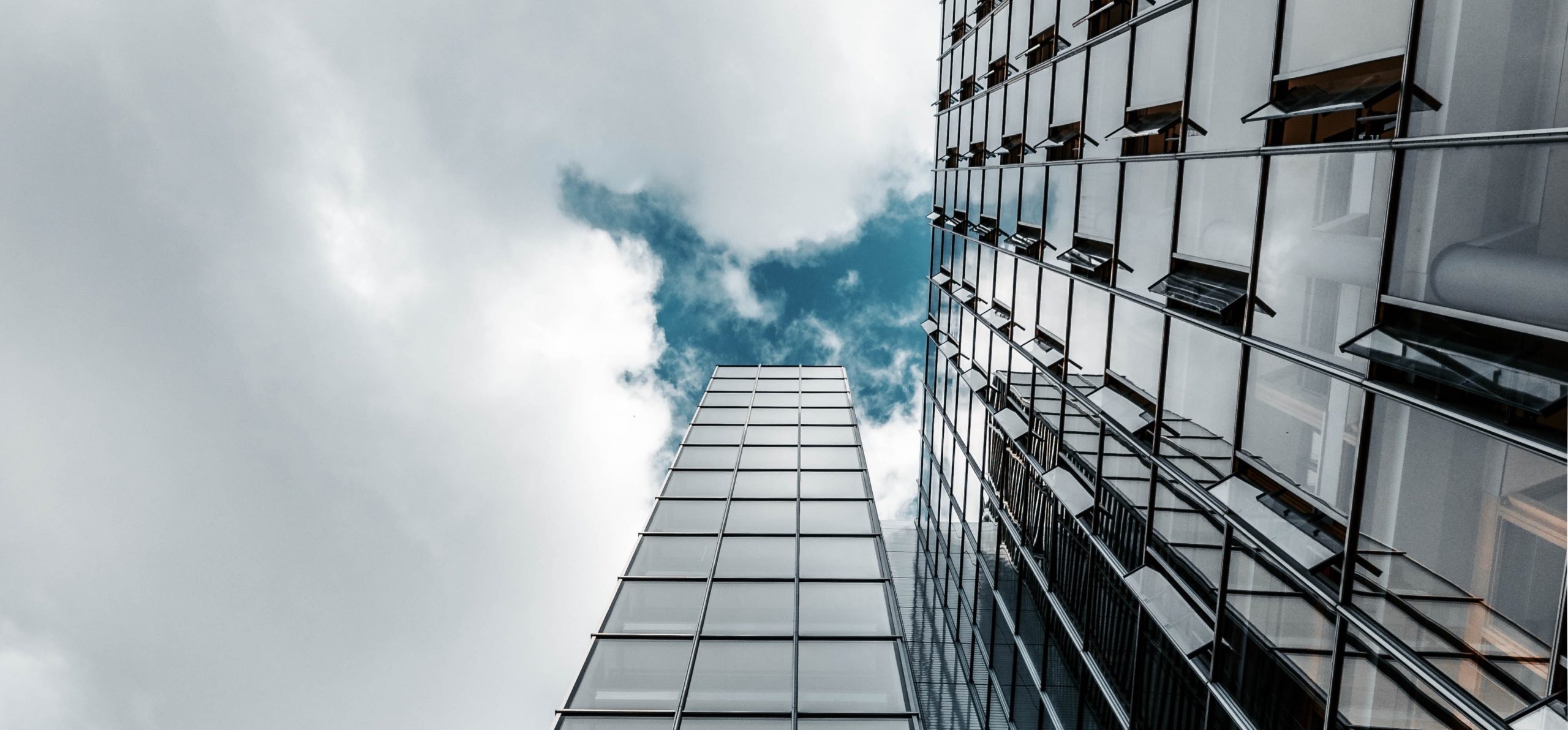 3 Things to Look Out For When Paying Overseas Suppliers