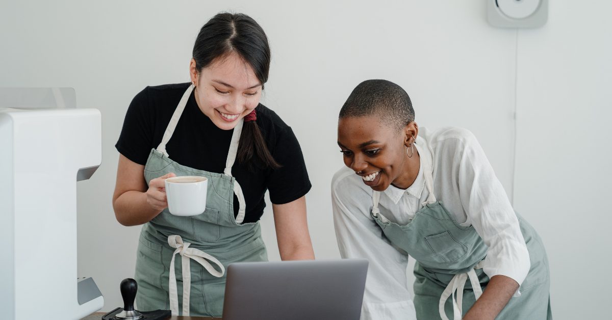 How F&B Firms Can Save Time & Cut Costs With the Right HR Tech